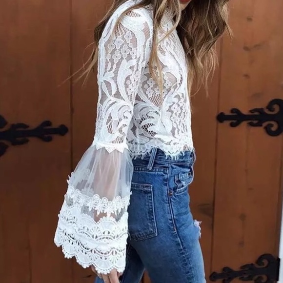 LACE CROP TOP SIZE XL/8 - Picture 4 of 10